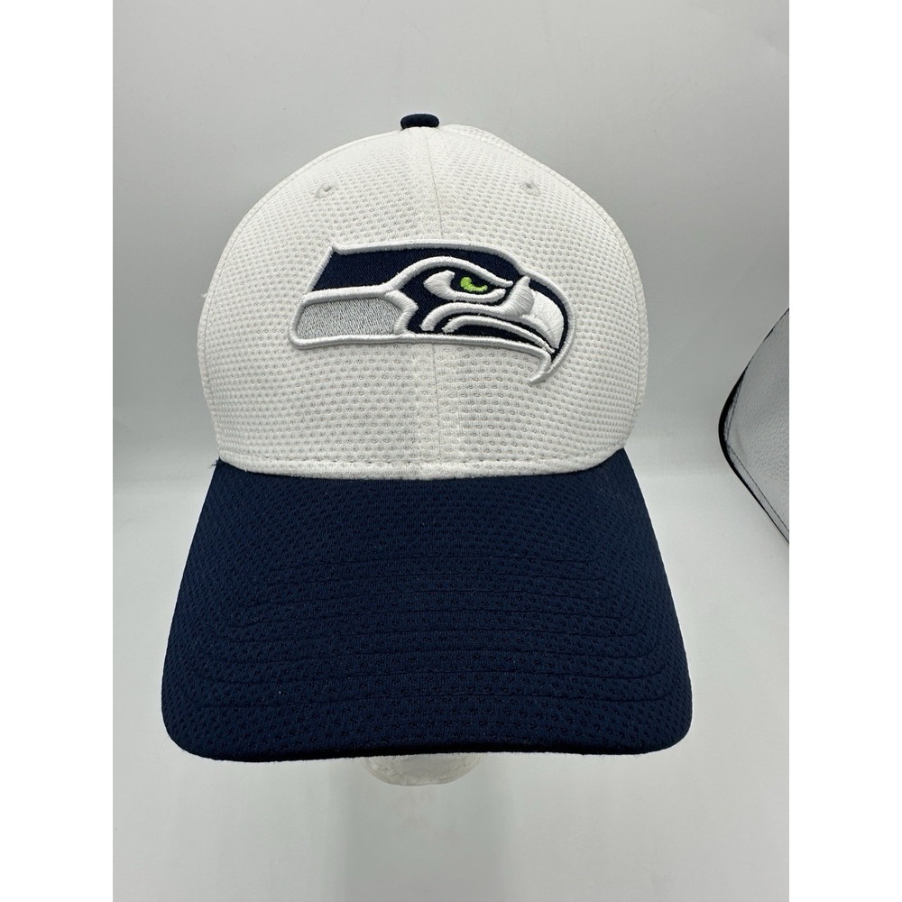 Seattle Seahawks New Era 39THIRTY Hat L/XL White Navy NFL Flex Fit Cap
